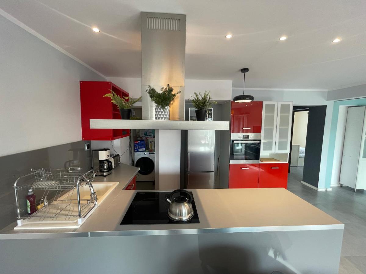 Apartamenty Ktw Silesia City Center - Park Slaski คาโตวีตเซ ภายนอก รูปภาพ