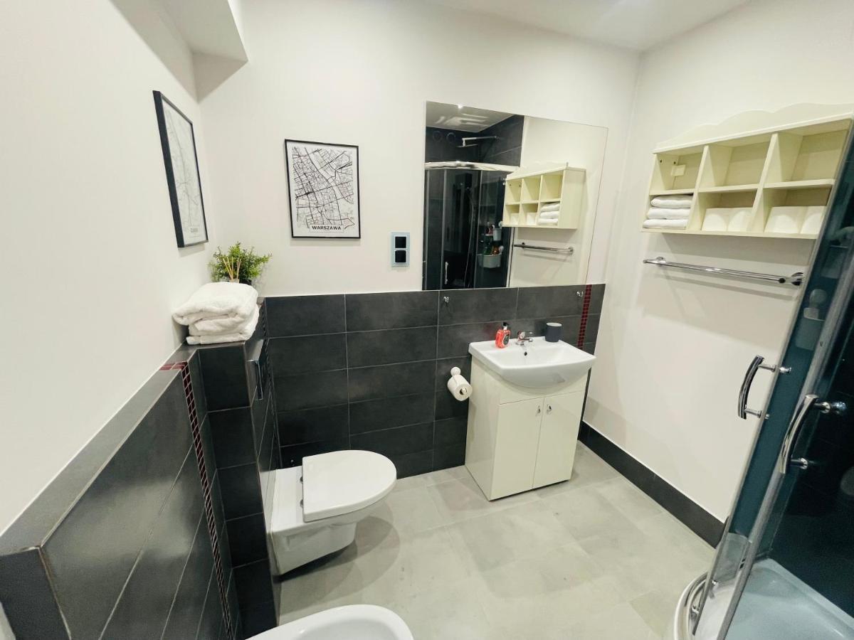 Apartamenty Ktw Silesia City Center - Park Slaski คาโตวีตเซ ภายนอก รูปภาพ