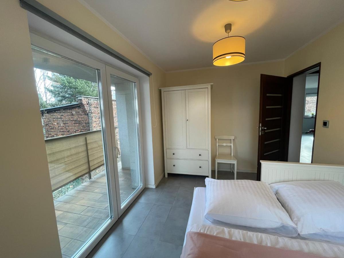 Apartamenty Ktw Silesia City Center - Park Slaski คาโตวีตเซ ภายนอก รูปภาพ