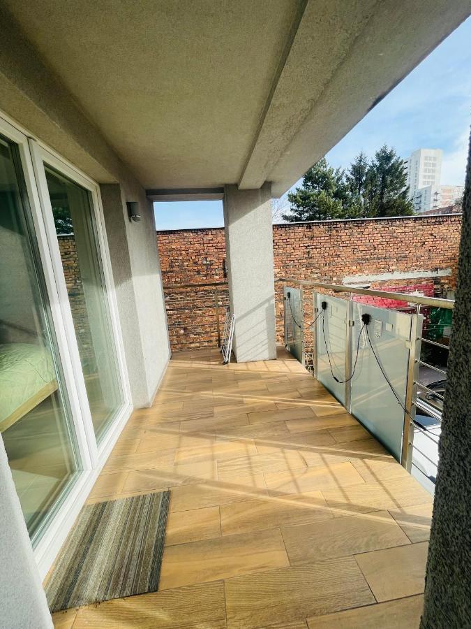 Apartamenty Ktw Silesia City Center - Park Slaski คาโตวีตเซ ภายนอก รูปภาพ