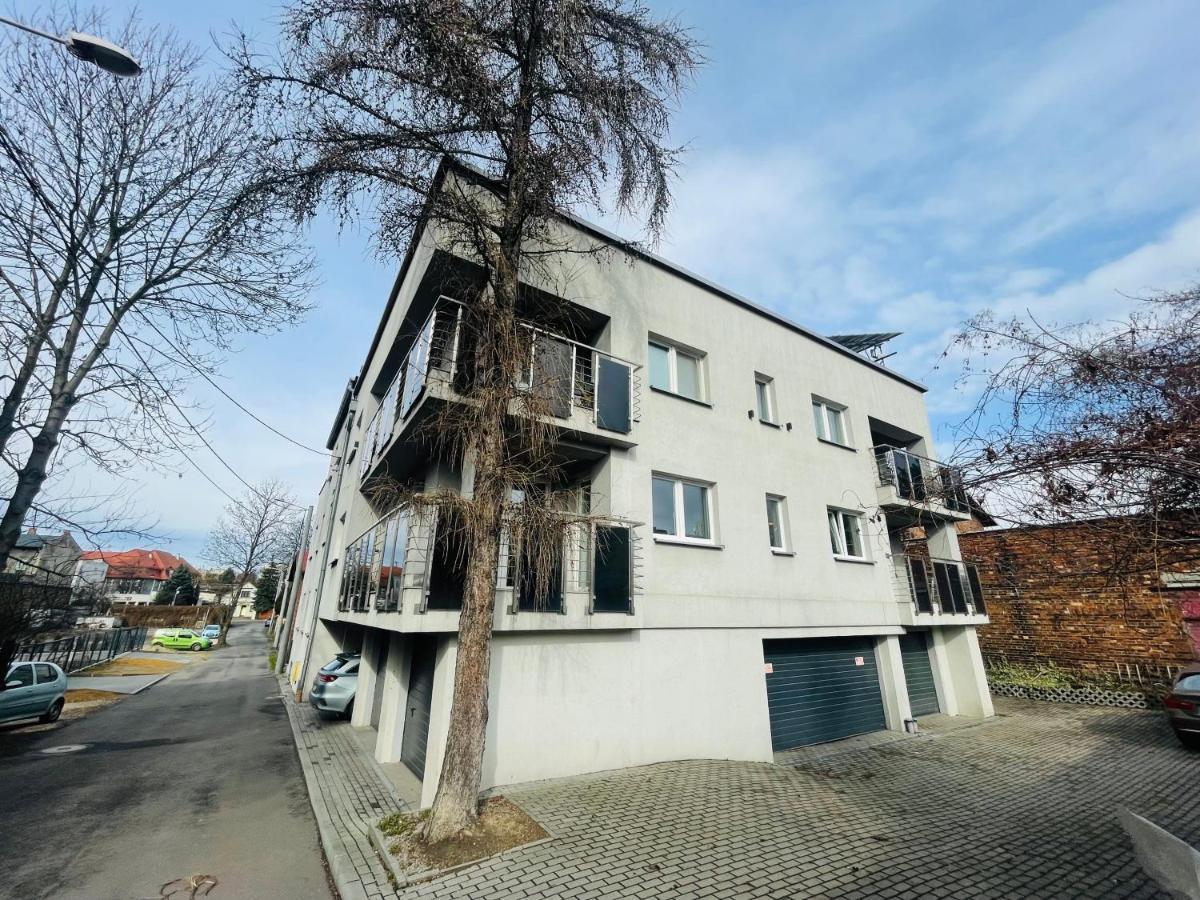 Apartamenty Ktw Silesia City Center - Park Slaski คาโตวีตเซ ภายนอก รูปภาพ