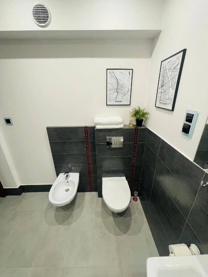 Apartamenty Ktw Silesia City Center - Park Slaski คาโตวีตเซ ภายนอก รูปภาพ